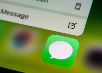 إرسال رسالة سرية على iPhone