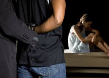 حبس فتاة وشاب بتهمة ممارسة الشذوذ  داخل شقة بمدينة بنها