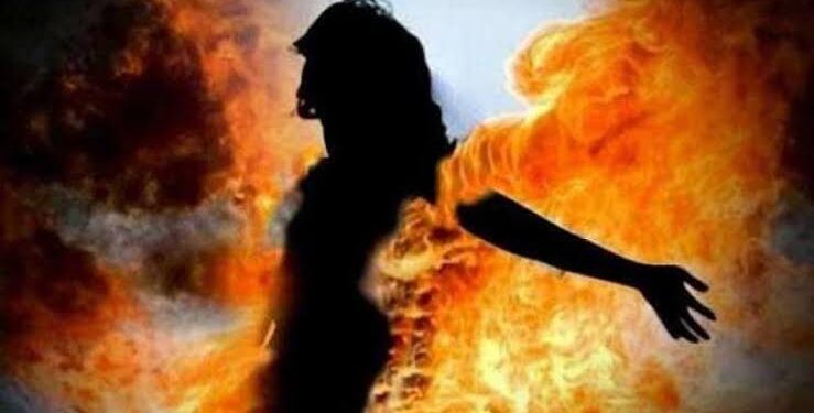 بسبب المخدرات.. تفاصيل ذبح سيدة وحرق جسدها علي يد زوجها بدار السلام