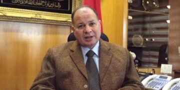 محافظ أسيوط يوجه بضرورة تذليل العقبات لتنفيذ مبادرة حياة كريمة