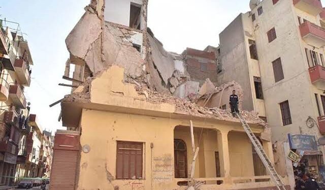 انهيار منزل بأسيوط دون خسائر بشرية