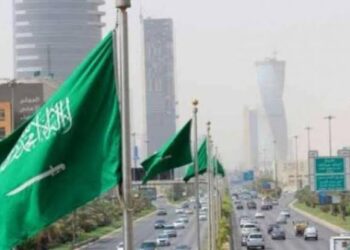 السعودية تتجه نحو اعتماد نظام جديد للحضور والانصراف