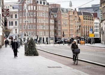 تحذيرات هولندية للمواطنين من الوقوع فريسة للتجنيد «أون لاين»