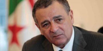 الحجز على ممتلكات وزير سابق في الجزائر بأمر قضائي