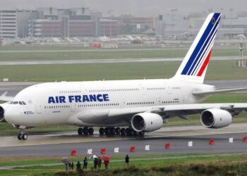الخطوط الجوية الفرنسية تعلن إلغاء رحلاتها إلى أوكرانيا غدا بسبب مخاوف الحرب