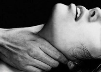 زوج يخنق زوجته بسبب خلافات عائلية بقنا