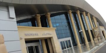 إحباط محاولة تهريب بندقية ضغط هواء بمطار سوهاج