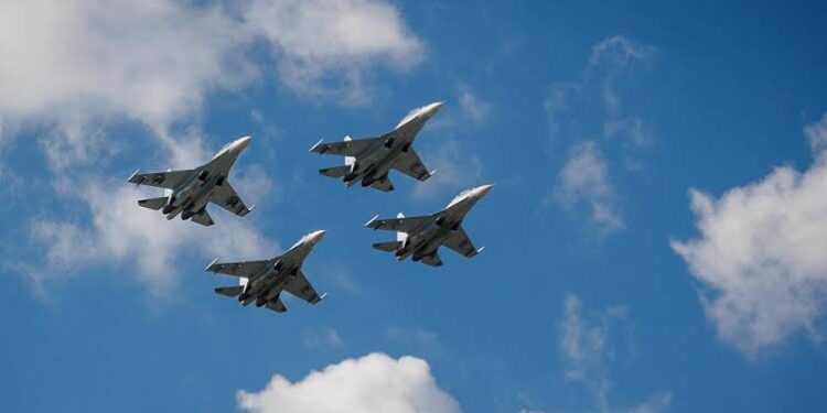 اشتباك بين مقاتلات روسية وأوكرانية في سماء كييف