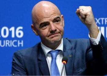 مجلس  الفيفا يوافق علي التقرير السنوي ويقرر تعليق عضويتي كينيا وزيمبابوي