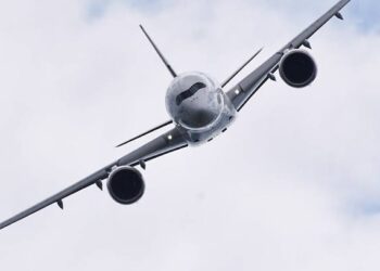 أيسلندا تعلن فقدان طائرة صغيرة تحمل 3 سائحين وإطلاق عملية بحث وإنقاذ