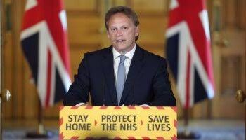 إصابة وزير النقل البريطاني بفيروس كورونا