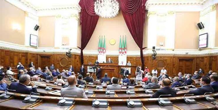انطلاق انتخابات التجديد النصفي لمجلس الأمة الجزائري