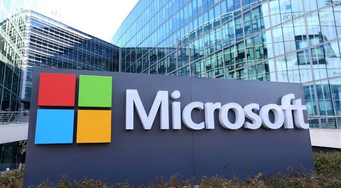 كيف يحصل Windows 11 على إيماءات لمس جديدة ومجلدات قائمة «أبدأ»