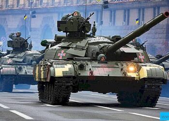 جمهورية دونيتسك تؤكد اقتراب دبابات أوكرانية من حدودها