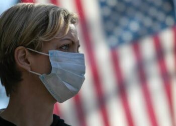 60% من الأمريكيين متشككين في كفاءة قواعد الصحة المرتبطة بكورونا في بلادهم