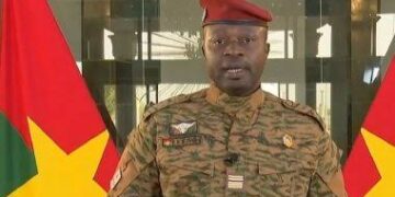 تسمية سانداوجو داميبا كأول رئيس لبوركينا فاسو بعد الانقلاب