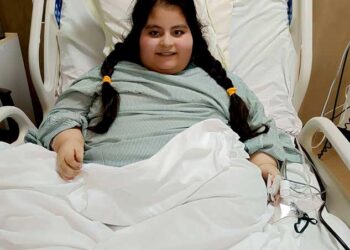 فتاة  12 عامًا تعاني من اضطراب نادر يخضع لعملية جراحية لعلاج البدانة