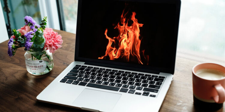 ارتفاع درجة حرارة الكمبيوتر المحمول