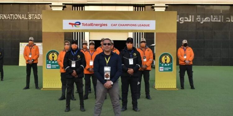 انتشار رجال الأمن بإستاد القاهرة لتأمين مباراة الأهلي وصن دوانز