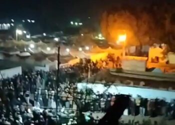 بالصور .. آلاف يشيعون جثامين 7 أشخاص لقوا مصرعهم خنقاً داخل شقتهم بالشرابية