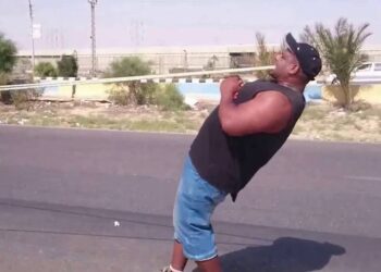 الرجل الخارق أشرف كابونجا يسحب عربة مترو الأنفاق الأربعاء المقبل