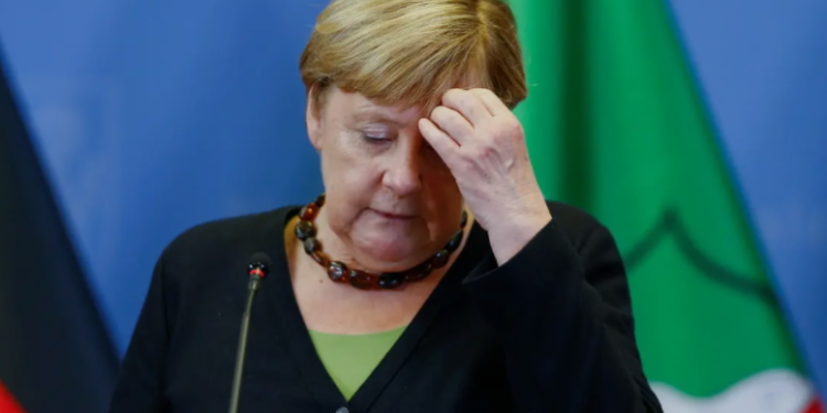 حزب اليسار الألمانى يقترح ترشيح ميركل وسيطا في حل الأزمة الأوكرانية