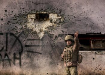 الحرب في أوكرانيا.. وزير الصحة يعلن سقوط 198 قتيلًا و1115 مصاب جراء القصف الروسي