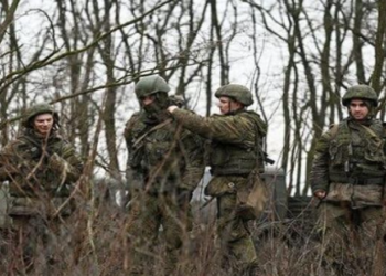 موسكو: عودة 10 أرتال عسكرية روسية من القرم لمناطق تمركزها بعد الانتهاء من التدريبات