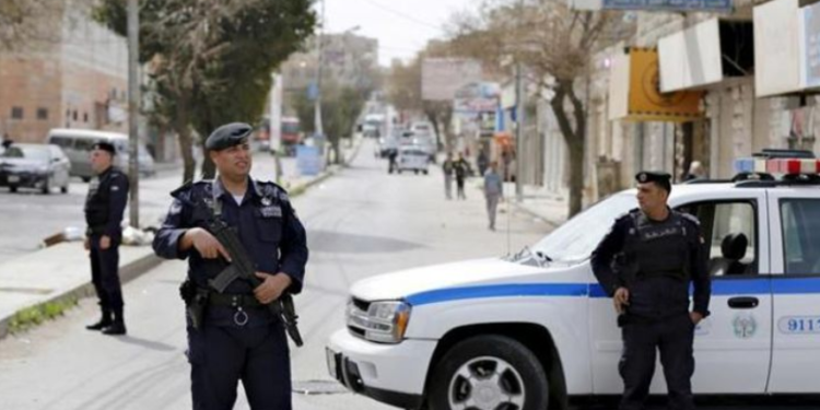 وزير الداخلية الأردنى يوجه بالإفراج عن 466 موقوفاً إدارياً