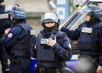 سلطات فرنسا تنقل 42 تلميذا من مدرسة دينية يهودية بعد تعرضهم لانتهاكات