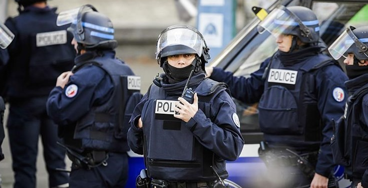 سلطات فرنسا تنقل 42 تلميذا من مدرسة دينية يهودية بعد تعرضهم لانتهاكات