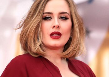 بسبب جمالها.. إلغاء حفل المغنية العالمية اديل