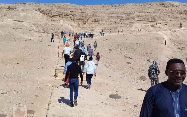 المنيا تستقبل وفد سياحي أفريقي من 3 دول لزيارة المناطق الآثرية