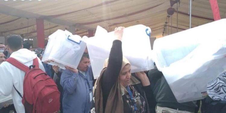امتلاء صناديق الاقتراع في انتخابات الزمالك واللجنة صناديق إضافية