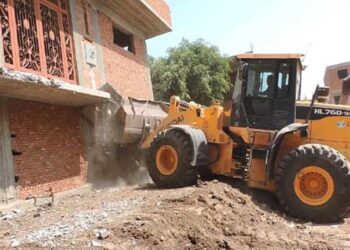 إزالة 34 تعدٍ على الأراضي الزراعية بالقليوبية