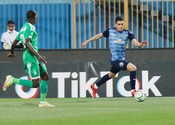 بيراميدز يتلقى إخطارًا من كاف بموعد وحكام مباراة زاناكو