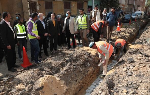 محافظ بني سويف يتابع مستجدات المشروعات الجاري تنفيذها ضمن حياة كريمة