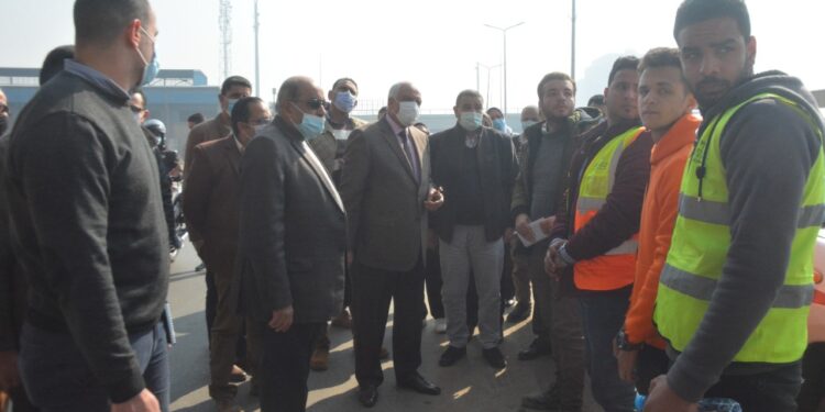 محافظ الجيزة  يتفقد مواقع توسعات الطريق الدائري بالمريوطية