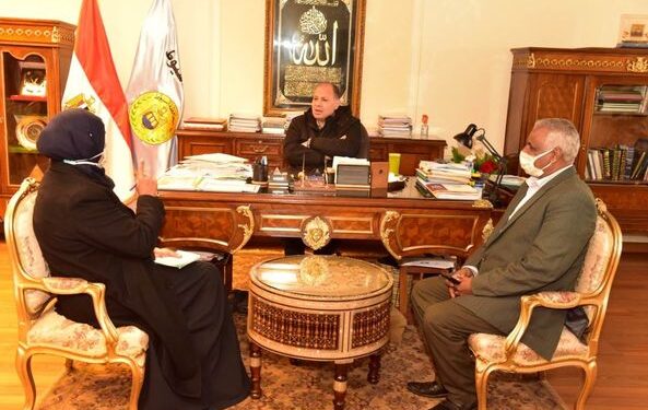 تعرف على قرارات محافظ أسيوط الخاصة بالأسر الأكثر إحتياجا وذوي الإعاقة