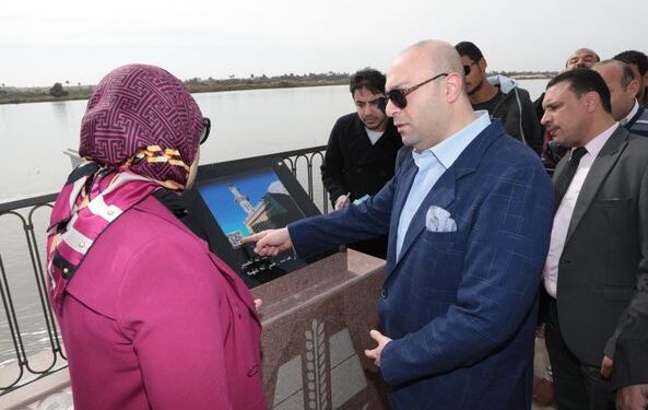 محافظ بني سويف يتفقد كورنيش النيل السُفلي قبل تشغيله تجريببا