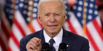 بايدن يأمر بنشر قوات أمريكية في أوروبا الشرقية خلال أيام