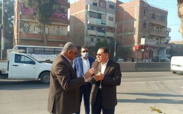 محافظ الشرقية يوجه بتكثيف النظافة ورفع الإعلانات المخالفة بالزقازيق