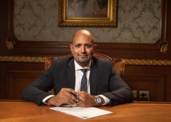 حسام صالح عوض الله، رئيس لجنة الطاقة مصر