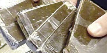 سقوط 3 أشخاص متهمين بتوزيع الحشيش بإستخدام توك توك في حلوان