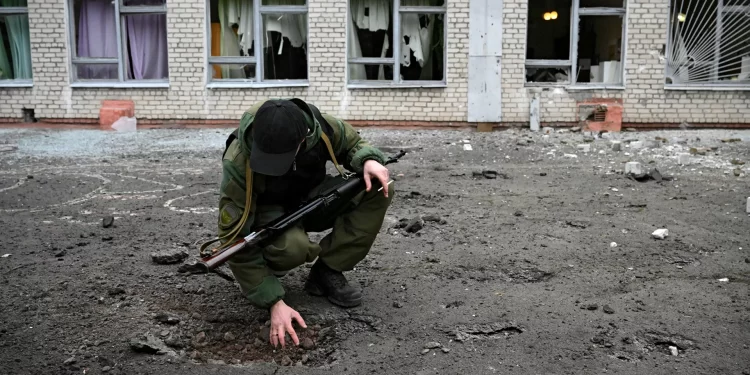 روسيا تسلم فرنسا أدلة على جرائم ضد الإنسانية ارتكبتها كييف فى دونباس