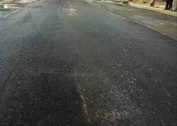 استمرار رصف شارع أسوان بنطاق حى المناخ ببورسعيد