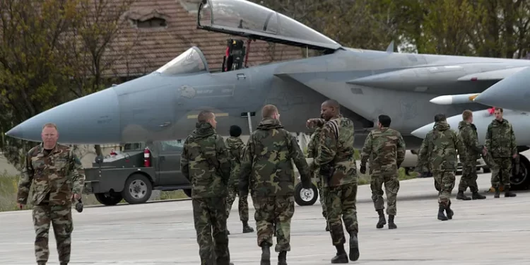 رومانيا تعلن اعتراض طائرات عسكرية أوكرانية حلقت فى مجالها الجوى