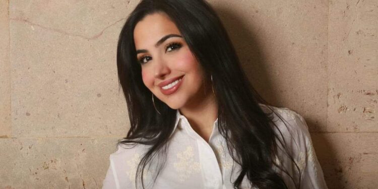 نبيلة الشاعري تطرح ثاني أغنياتها باللغة الإنجليزية