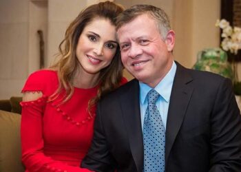 اختيار عاهل الأردن وزوجته للفوز بجائزة زايد للأخوة الإنسانية