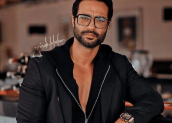 كريم فهمي يعود للسباق الرمضاني بأزمة منتصف العمر